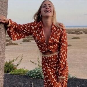 Zara Linen Blend Printed Wrap Crop Top Terracotta And Cream side zip closure NWT